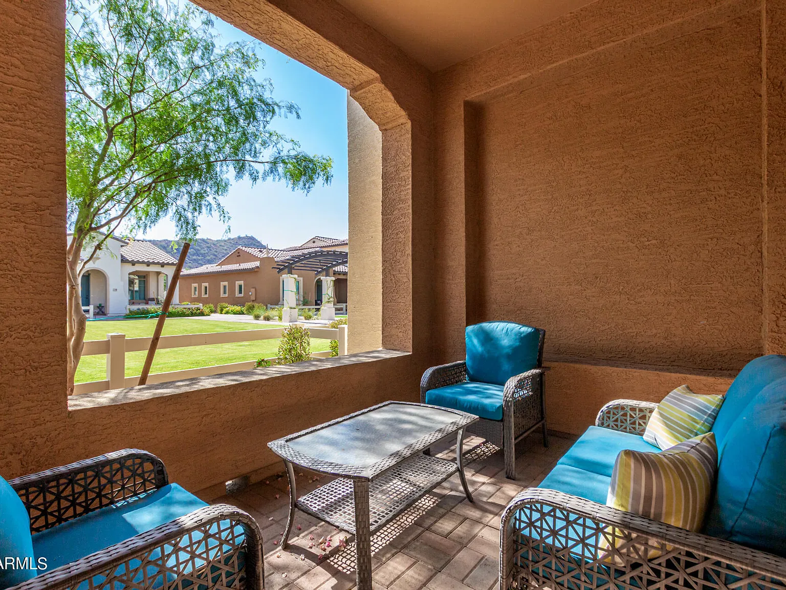 2 bed, 2.0 bath, 1232 sqft, $3,000 — Photo 3