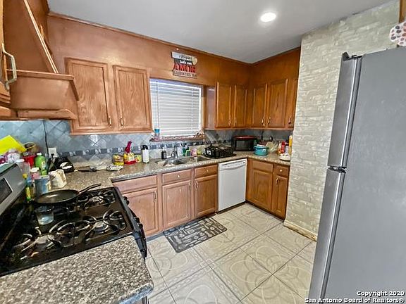 2nd image of 7911 Paint Ave