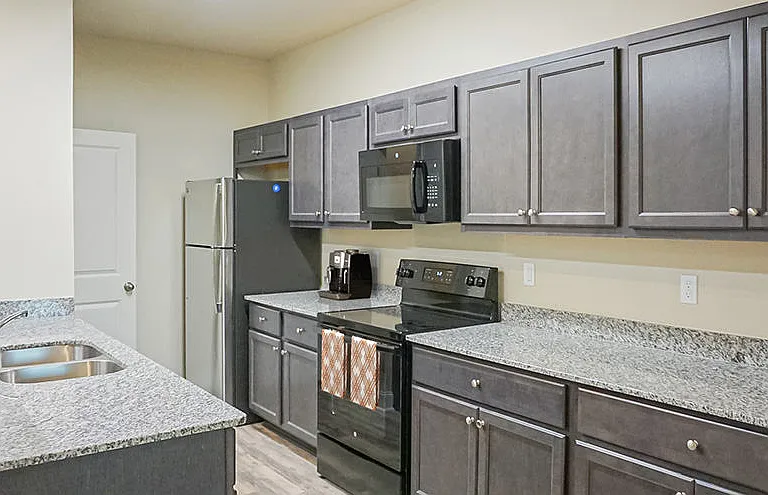 Magnolia Landing Apartments — Photo 2