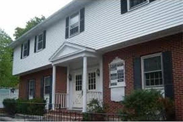 2nd image of 17 Wilson St Ste 5