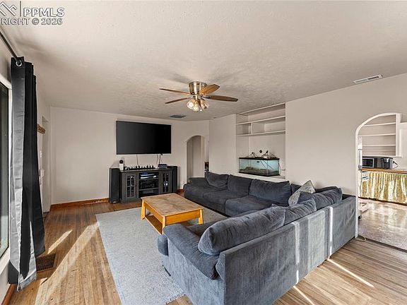5th image of 1620 N Ogden Ave