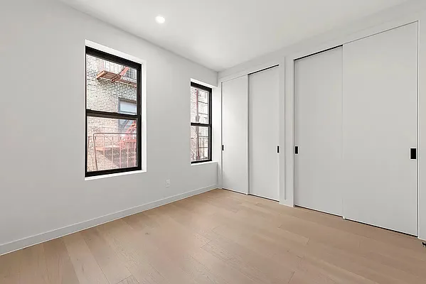 Rented by Camelot Realty Group | media 7