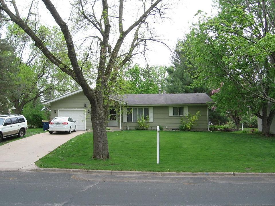 1st image of 317 Linden Pl S