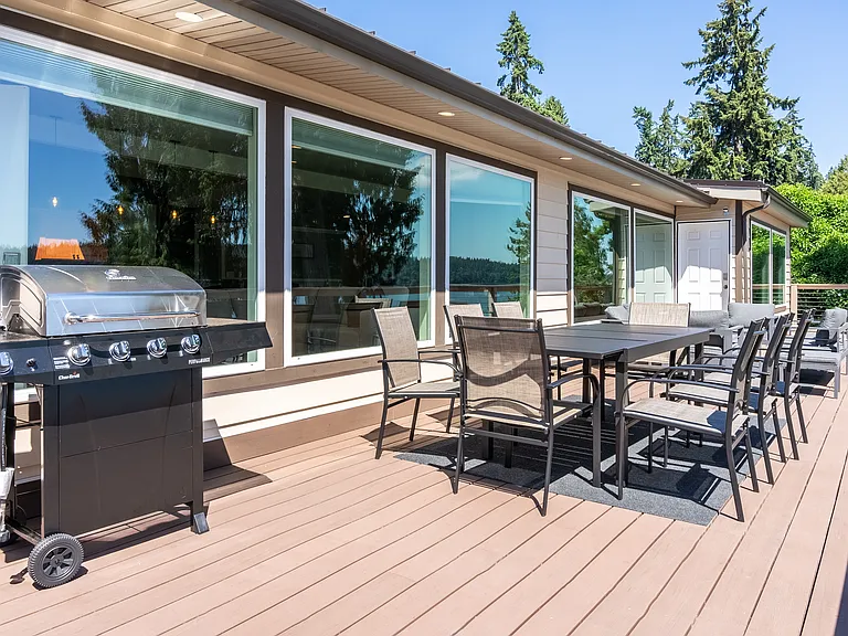 5594 Illahee Rd NE — Photo 42