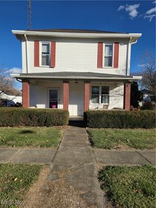 130 N State St, Frazeysburg, OH, 43822