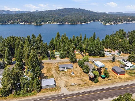 2nd image of 652 Southshore Diamond Lake Rd