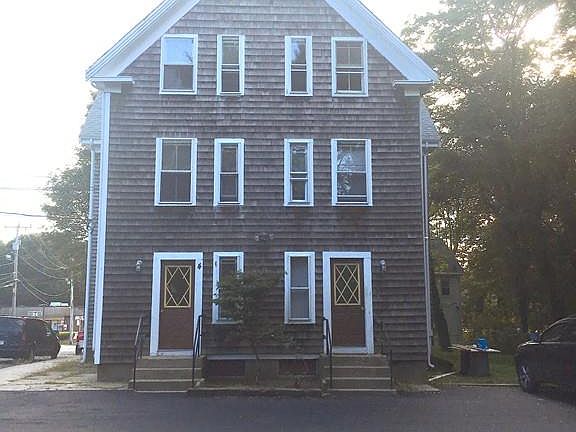 2nd image of 4 Prince St APT 3
