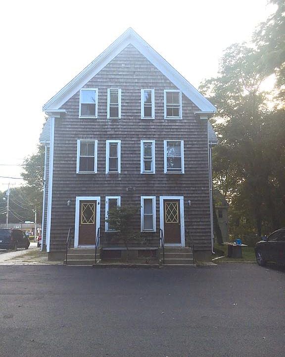 2nd image of 4 Prince St APT 2