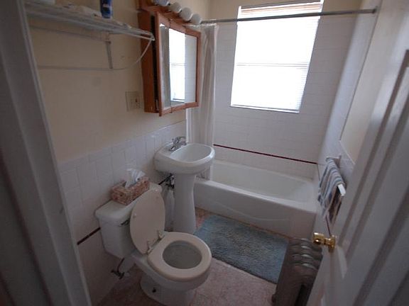 4th image of 23 Egremont Rd #14
