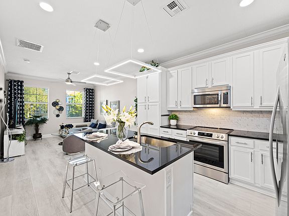 5th image of 3117 Waterside Circle