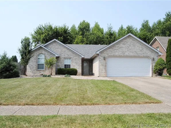 6801 Twin Springs Drive, Sellersburg, IN 47172