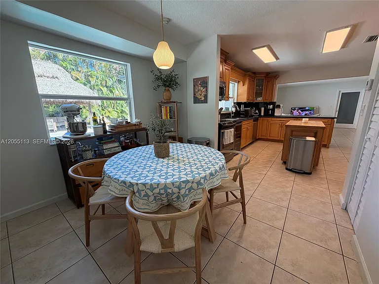 5721 SW 59th Pl — Photo 8