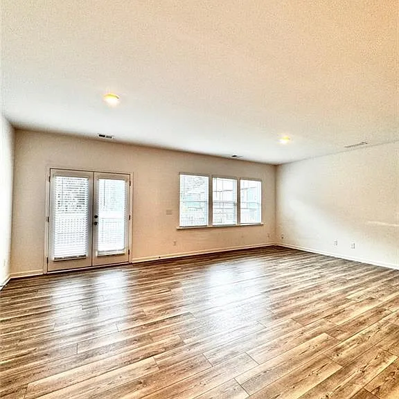 2259 Richmond Row Dr — Photo 4