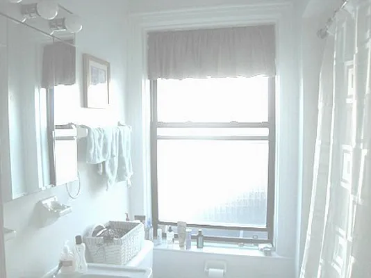 Rented by Metropolitan Equities | media 6