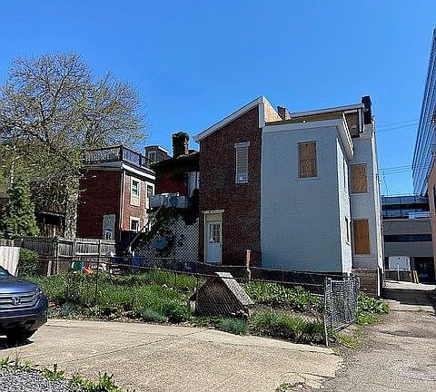 3rd image of 1315 Sandusky St