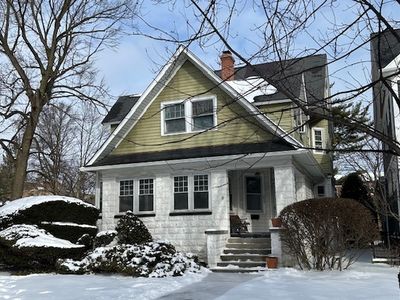 2623 Harrison St, Evanston, IL, 60201