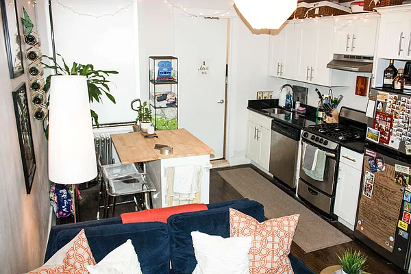 Rented by Nooklyn NYC LLC | media 9