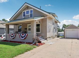 1903 10th Ave, Belle Plaine, IA 52208