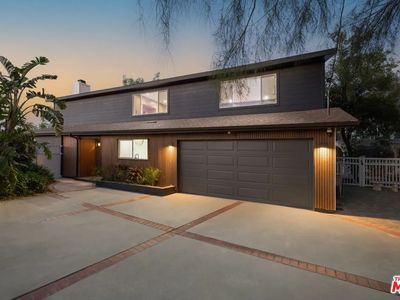 6050 Sadring Ave, Woodland Hills, CA, 91367