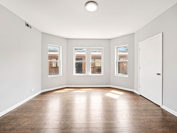 5th image of 7721 S Colfax Ave #2E