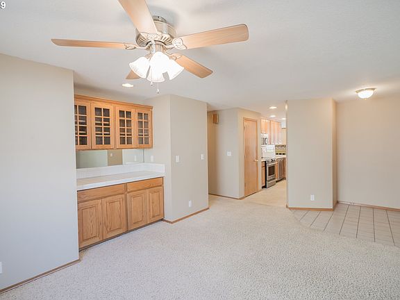 5th image of 2607 NE 99th Ave