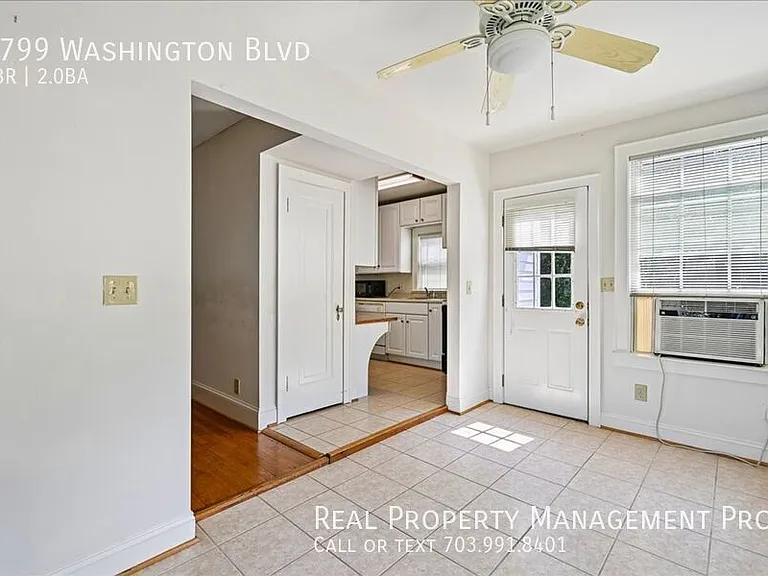 2799 Washington Blvd — Photo 15