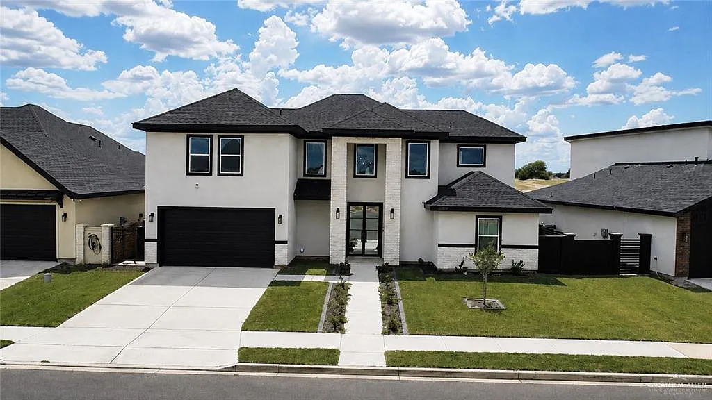 4 bed, 3.5 bath, 2501 sqft, $3,800 — Photo 1