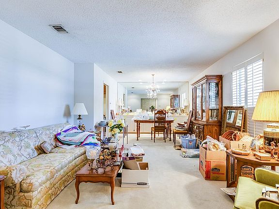 4th image of 2917 Briargrove Ln