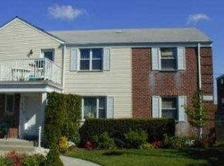 6839 Cloverdale Ln, Flushing, NY 11364