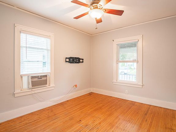 5th image of 2112 W Laura Ave
