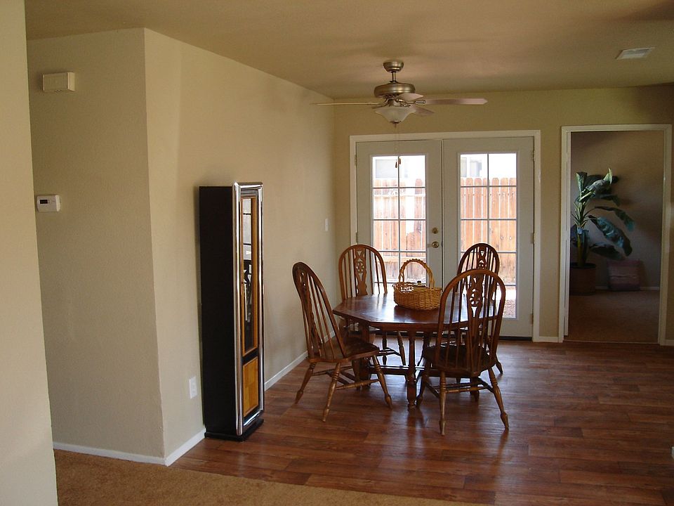 2nd image of 84560 Paseo Laredo