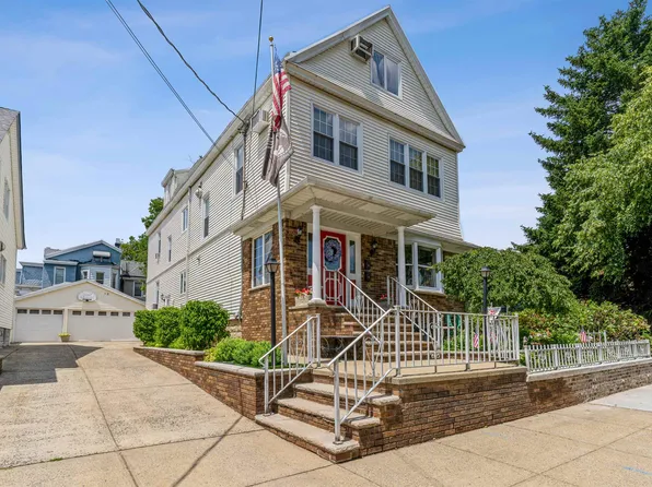 107-109 Garretson Ave, Bayonne, NJ 07002