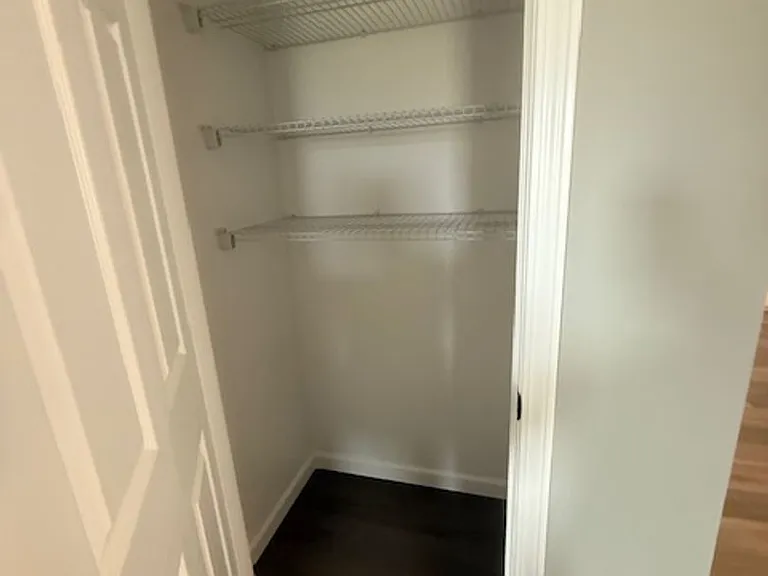 701 Stephanie Ct — Photo 14