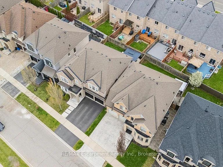 2400 Spring Meadow Way — Photo 48