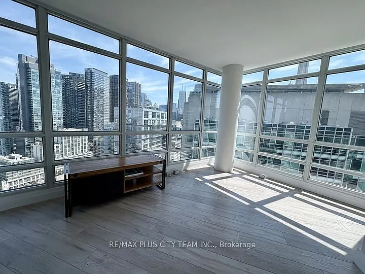 397 Front St W #3309 — Photo 3