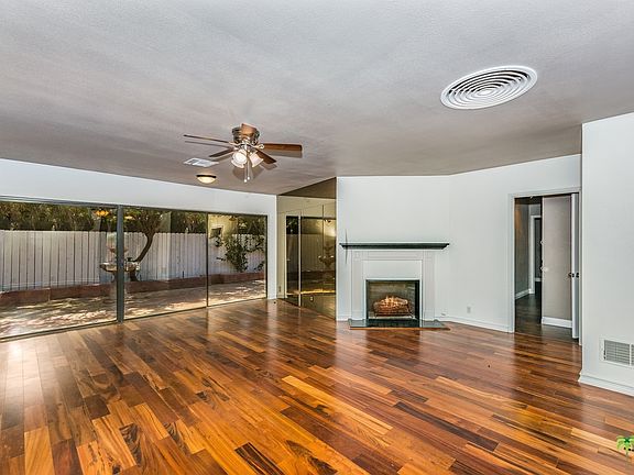 5th image of 153 W Santa Clara Way