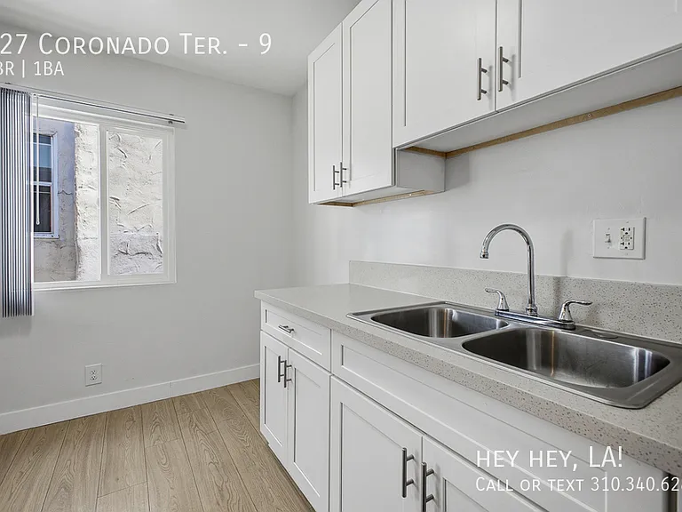 627 Coronado Ter #9 — Photo 4
