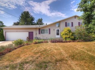 5870 Coit Ave NE, Grand Rapids, MI
