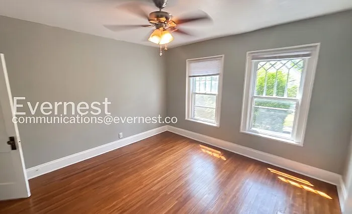700 Linwood Ave — Photo 17