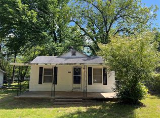 1164 E Grove St, Paris, TX 75460