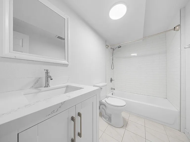 12914 Doty Ave — Photo 23
