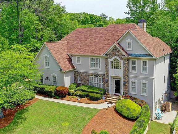 2nd image of 525 Dunnally Ct