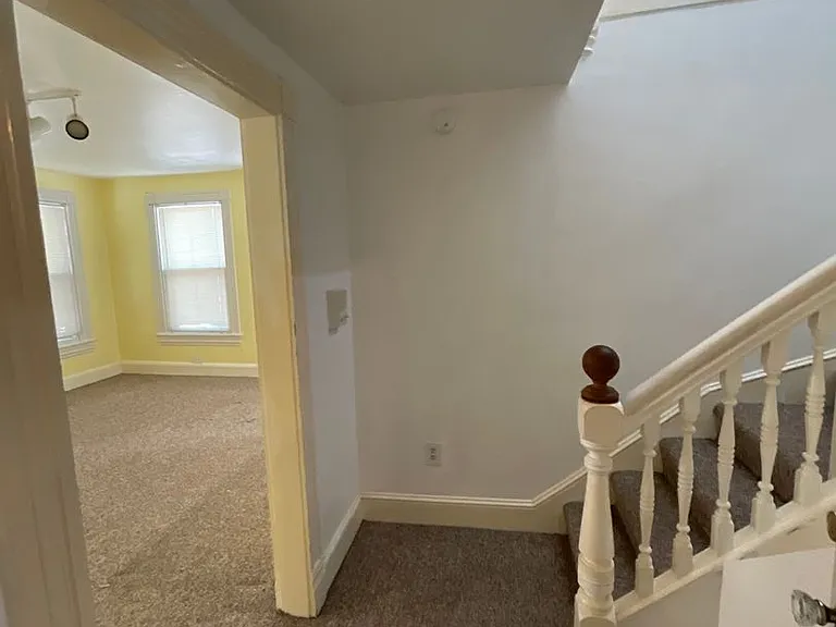 436 Court St #4 — Photo 4