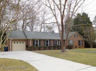 5736 Danville Dr, Fayetteville, NC 28311