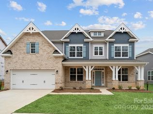 232 E Warfield Dr, Mooresville, NC 28115
