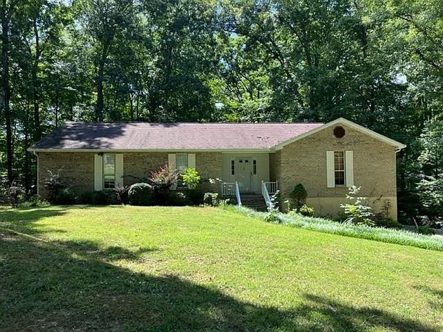 1st image of 366 Fallen Oak Cir