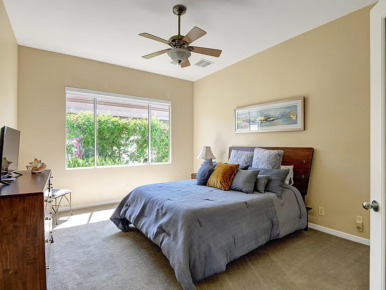 430 White Horse Trl — Photo 17