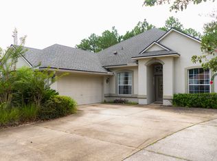 10318 Meadow Pointe Dr, Jacksonville, FL 32221