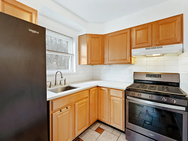12450 Knights Rd #2 — Photo 11
