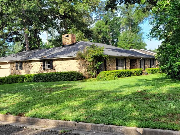 2nd image of 506 Coleman Dr